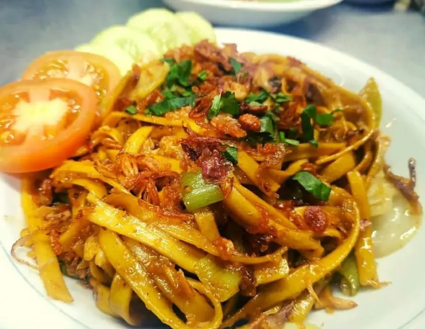 Bakmi Bang Dull di Kroya menjadi salah satu destinasi kuliner legend Cilacap. (Foto: Instagram @bakmi.bangdull)