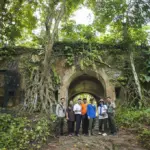 Benteng Karangbolong yang menjadi salah satu destinasi wisata sejarah peninggalan kolonial di Pulau Nusakambangan Cilacap. (Foto: disporapar.cilacapkab.go.id)