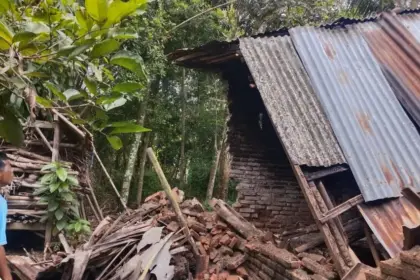 Dapur ambruk