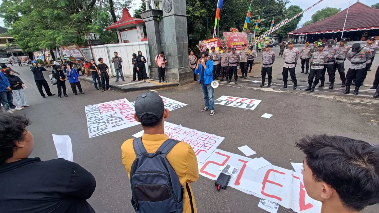 Demo di hut banyumas ke 455