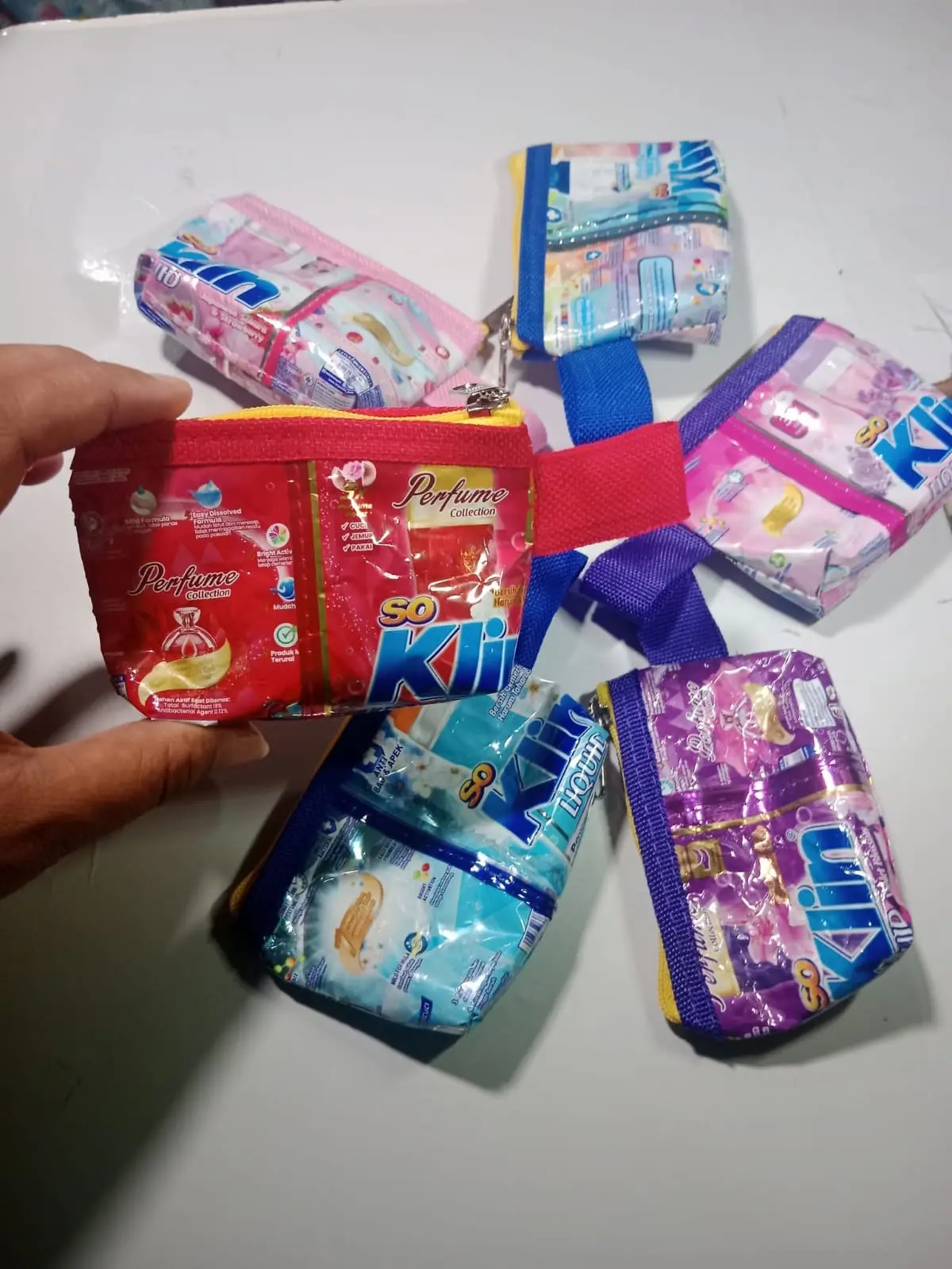 Ikhwan Kalibening plastik bekas
