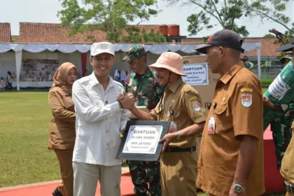 Program TMMD sengkuyung di Desa Sidamukti, Kecamatan Patimuan, Kabupaten Cilacap. (Diskominfo Cilacap).
