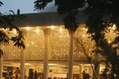 Buka puasa gratis di Masjid Mafaza Purwokerto, dengan total 45.000 porsi sepanjang Ramadan. (Foto: Tangkapan layar TikTok @par.mafaza.pwt)