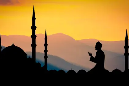 ​Ramadhan seringkali disebut sebagai madrasah bagi jiwa. Di tengah hiruk-pikuk dunia yang melelahkan, bulan ini hadir sebagai penawar rasa letih spiritual bagi setiap mukmin.(dok Pixabay)