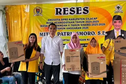 Mitra Patriasmoro mas moro