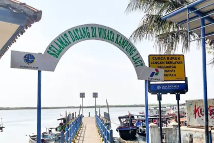 Ngabuburit dermaga sleko cilacap