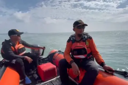 Penambang pasir tenggelam di muara winong serayu cilacap