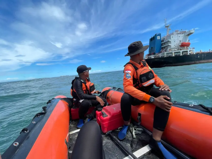 Penambang pasir tenggelam di muara winong sungai serayu