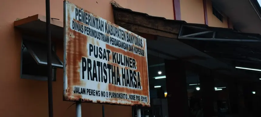 Pratisha Harsa pasar pereng