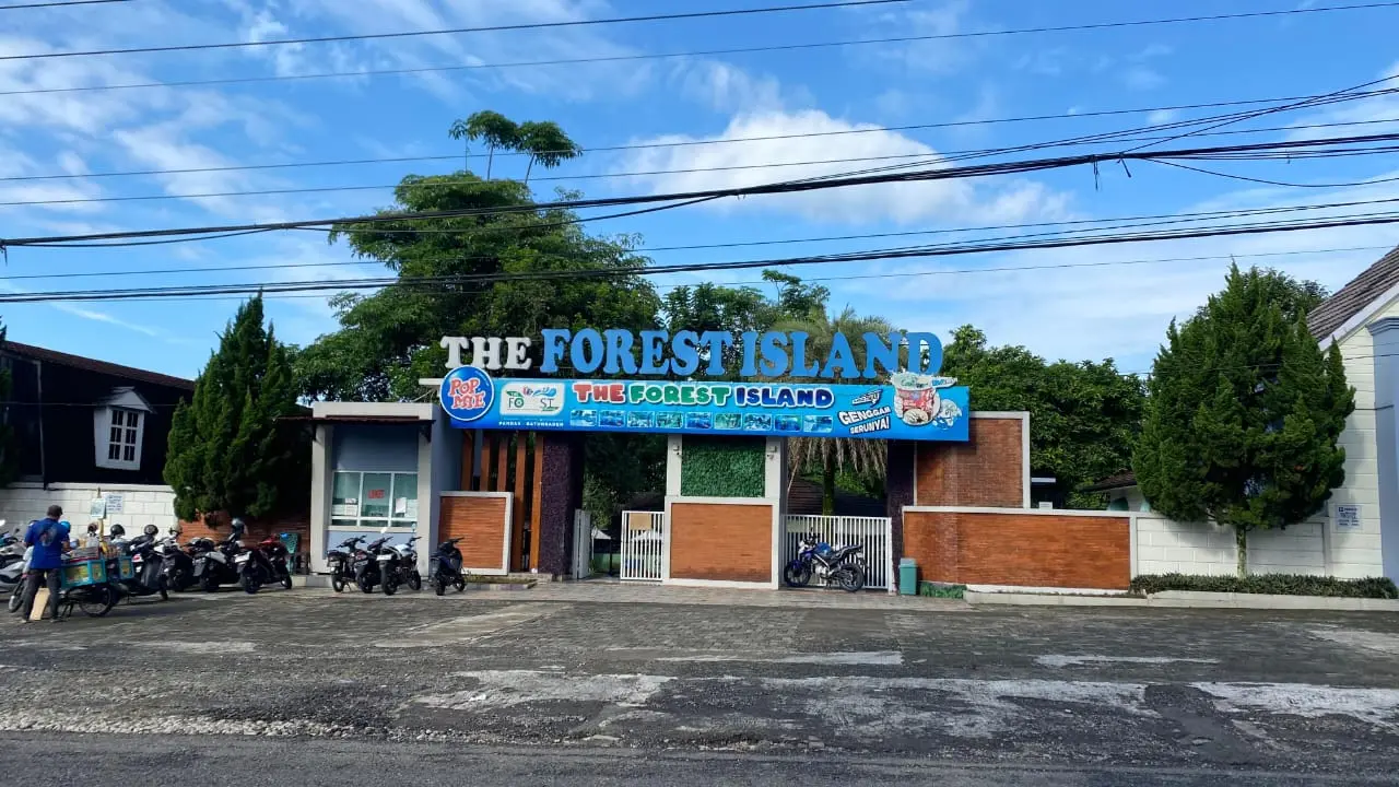 The Forest Island, wisata yang ada di Baturraden. (Foto: Dok Seputar Banyumas)