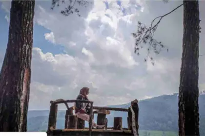 Daya tarik Desa Tambaksari di Wanareja sebagai salah satu desa wisata Cilacap. (Foto: disporapar.cilacapkab.go.id)