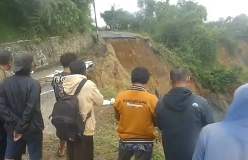 Jalur banjarnegara dieng via pejawaran