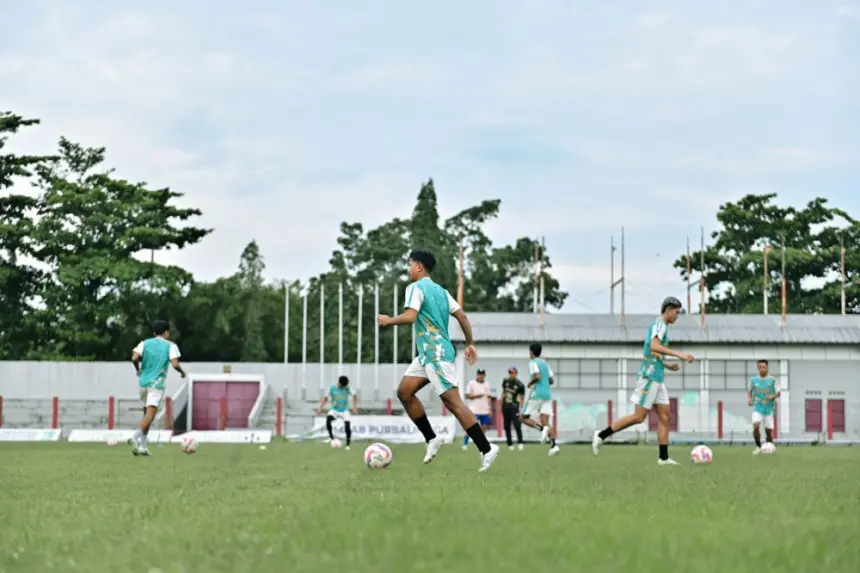 Pemain Persibangga menjalani latihan. (Foto : MO Persibangga)