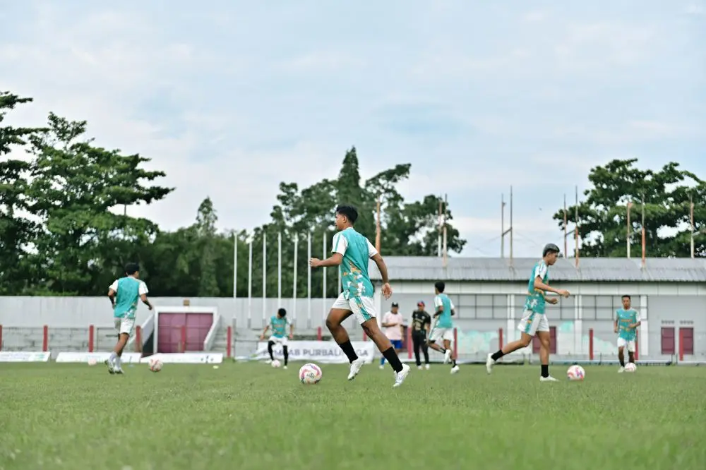 Pemain Persibangga menjalani latihan. (Foto : MO Persibangga)
