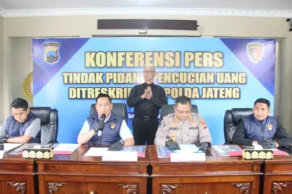 Konferensi Pers Ungkap Kasus Pencucian Uang di Polda Jateng. (Foto :Humas Polda Jateng)
