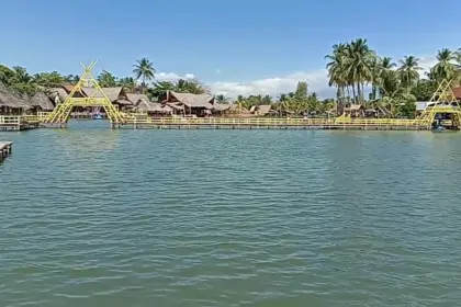 Wisata Bojong Tirta Indah, menjadi salah satu hidden gem berlibur di Desa Bojongsari, Kedungreja, Cilacap. (Foto: bojongsari-kedungreja.id)