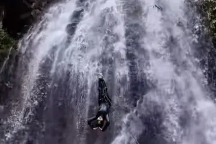Wisata Canyoneering Curug Klapa di Sumpiuh Banyumas