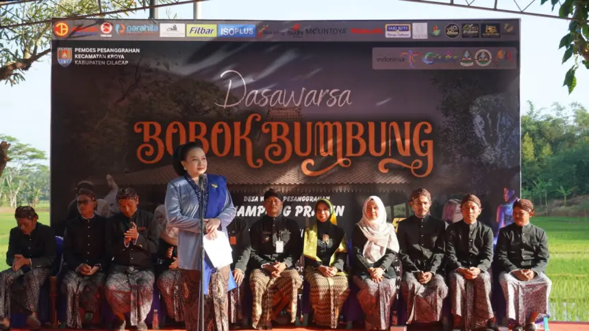 Bobok Bumbung atau menabung uang pajak di dalam ruas bambu kembali digelar dengan meriah di Desa Pesanggrahan, Sabtu (18/4/2026).(dok Kominfo Cilacap)