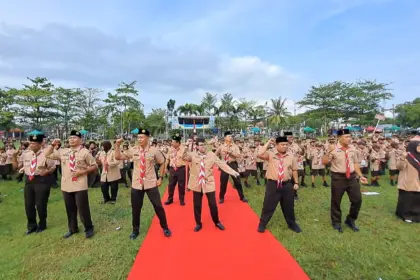 Plt Bupati Cilacap Ammy Amalia Fatma Surya membuka Pesta Siaga 2026 di Lapangan Jati Persada Cilacap. (Tri Aji).