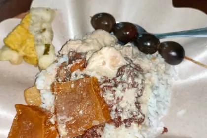 Cita rasa Gudeg Banyumas Asli "Bu Anik" yang manis dan sudah legendaris sejak 1999. (Foto: cilacaptoday.com)