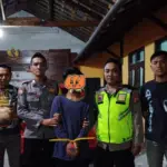 Aparat Polsek Kalibening Banjarnegara berhasil mengamankan S pelaku penganiayaan, Selasa malam (31/3/2026). (Foto: Polsek Kalibening)