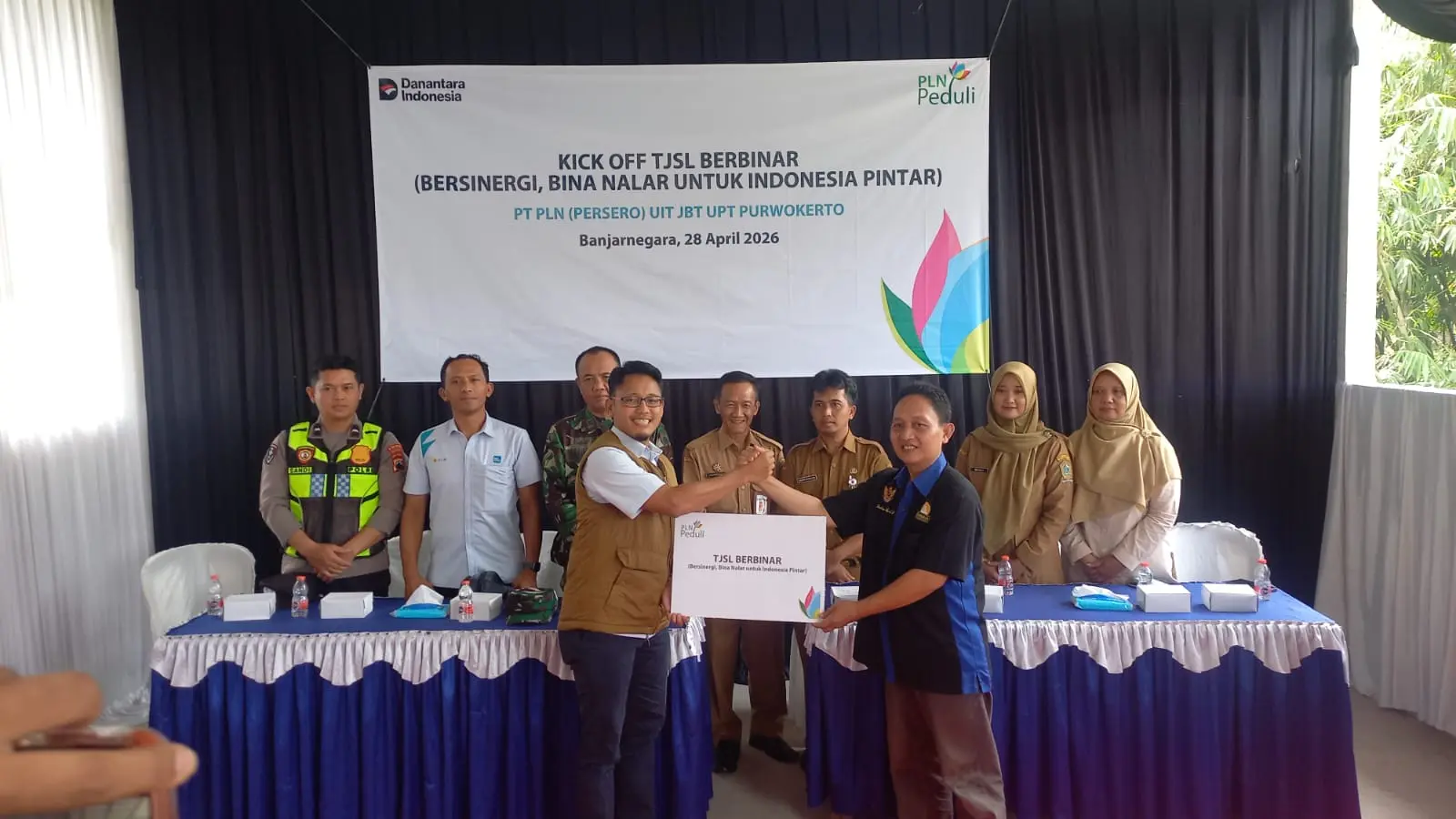 PLN UIT JBT Gulirkan Program TJSL ‘Berbinar’ di Banjarnegara