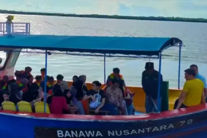 Kapal wisata bahari cilacap