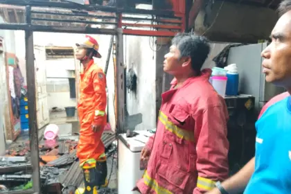 Rumah Kontrakan di Bantarsari Cilacap Ludes Dilalap Api, Kerugian Capai Rp50 Juta
