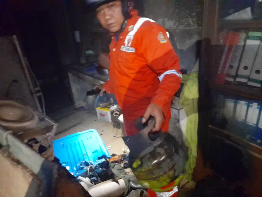 Gas Bocor Picu Kebakaran di Ponpes Majenang, Dapur Nyaris Dilalap Api