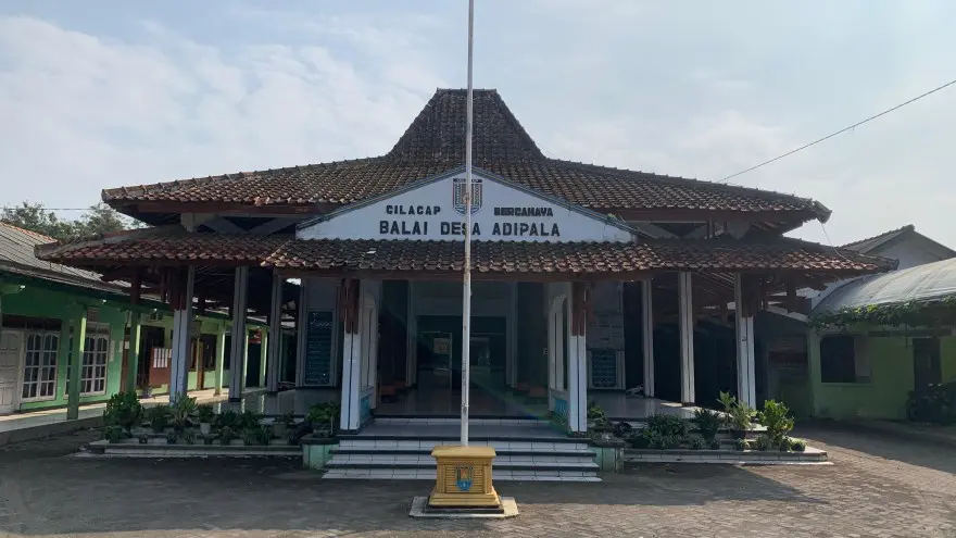 Ilustrasi legenda yang berkembang di masyarakat dan asal-usul penamaan Desa Adipala. (Sumber: adipala-adipala.cilacapkab.go.id)