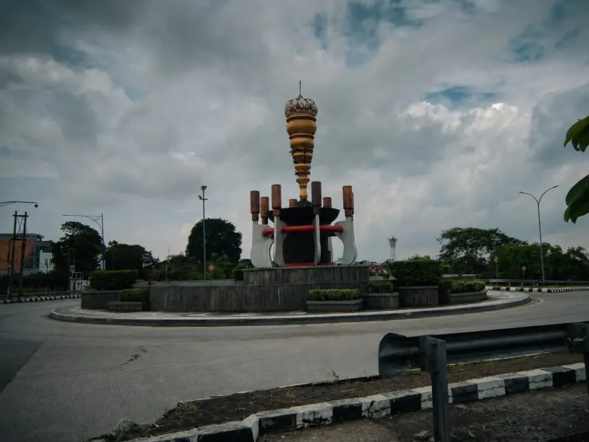 Tugu Gada Rujak Polo, ikon terbaru Banyumas yang menjadi simbol urban modern. (Seputar Banyumas)