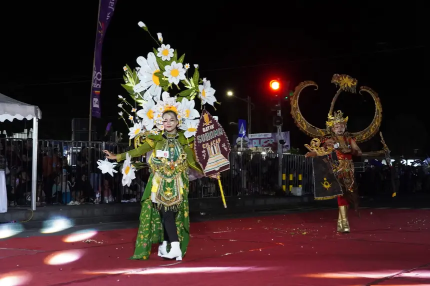 Pemerintah Kabupaten Cilacap sukses menutup rangkaian acara Cilacap Creative Week dengan menggelar Cilacap Night Carnival (CNC) Tahun 2026 pada Minggu (22/6/2026) malam. (Foto: Diskominfo Cilacap)