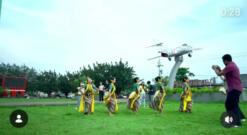 FTV spesial Banyumas terbaru yang kedua akan tayang besok, Jumat (5/6/2026). (Instagram @starvision.ftv)