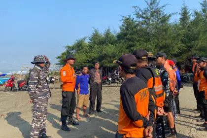 Hari Kedua Pencarian, 2 Remaja Terseret Ombak Pantai Menganti Belum Ditemukan