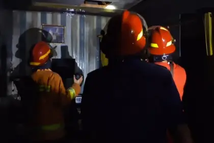 Ditinggal Pemilik Rumah, Lilin Saat Pemadaman Listrik Sebabkan Kebakaran di Cilacap