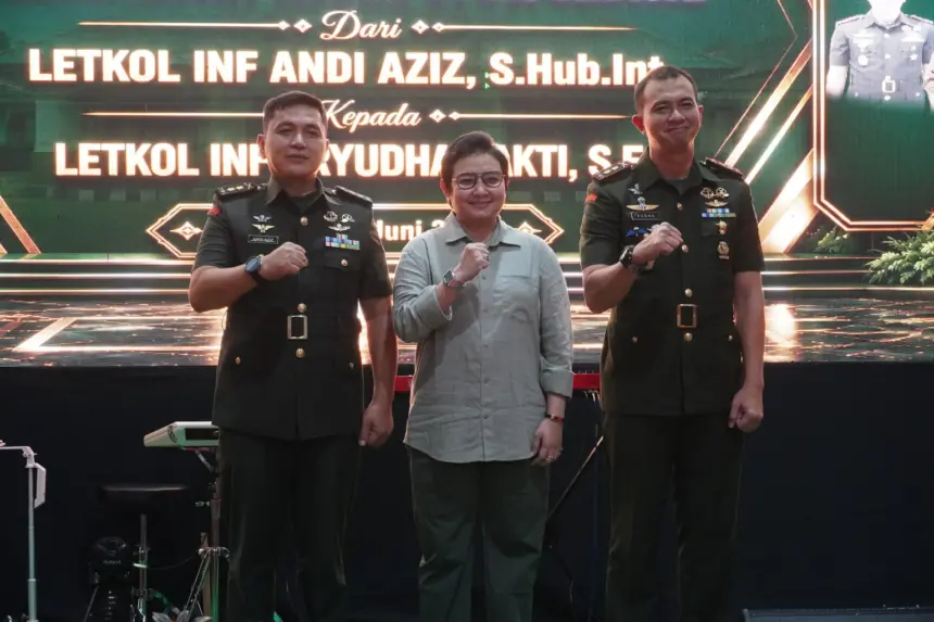 Letkol Inf Aryudha Sakti kini resmi menjabat sebagai Komandan Kodim (Dandim) 0703/Cilacap menggantikan pejabat lama, Letkol Inf Andi Aziz. Prosesi lepas sambut dilaksanakan secara khidmat di Aula Merah Putih Kodim 0703, Sabtu (21/6/2026) malam. (Foto: Diskominfo Cilacap)