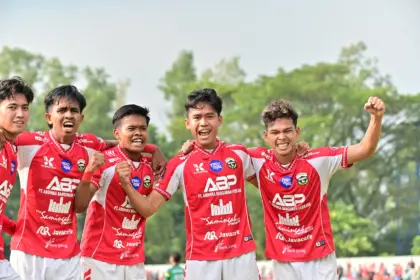 Para pemain Persibangga melakukan selebrasi usai mencetak gol ke gawang PSPP di Goentoer Darjono, Jumat (5/6/2026) sore. (Media Officer Persibangga) 