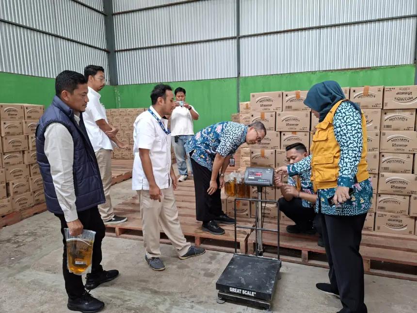 Satgas Pangan Polresta Cilacap Sidak Pasar dan Gudang Bulog, Harga hingga Takaran MinyaKita Dipastikan Sesuai